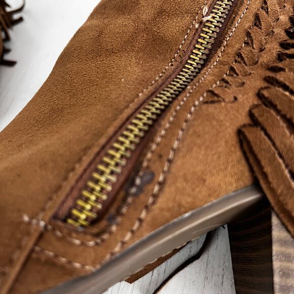 Indigo Rd Cabaret fringe bootie stacked heel size 7.5 - Picture 9 of 14